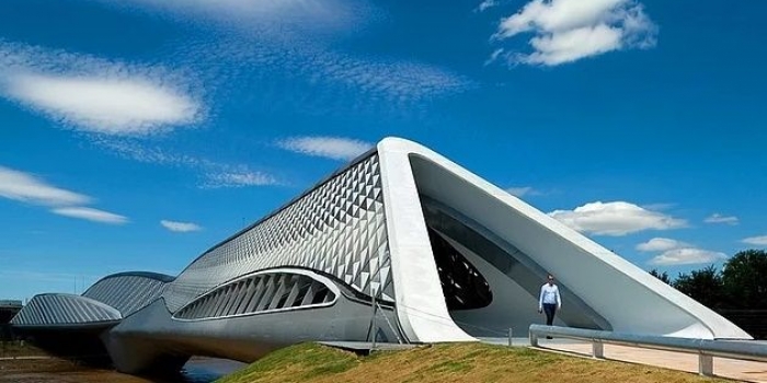 Zaha Hadid kimdir?