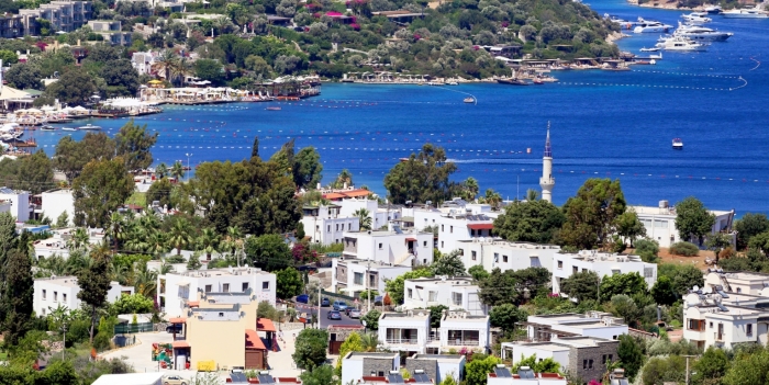 Döviz piyasasındaki hareketlilik yazlık satışlarını vurdu