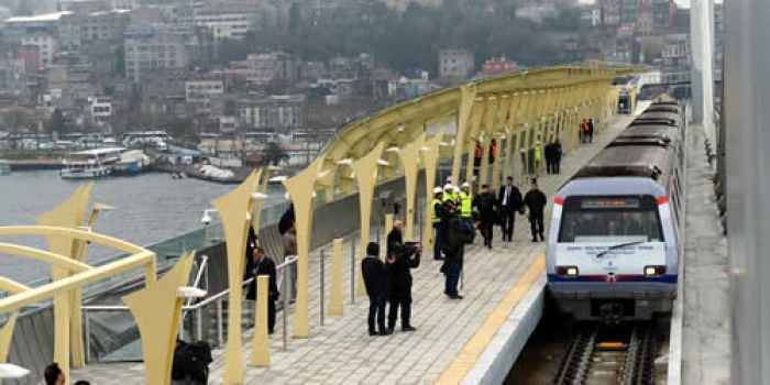 Haliç Metro Köprüsü durakları!