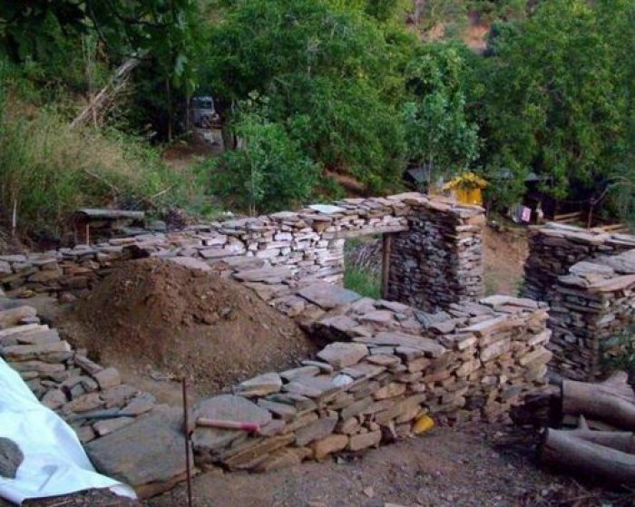 10-bin-tlye-kendi-evlerini-yaptilar-1460554987-1