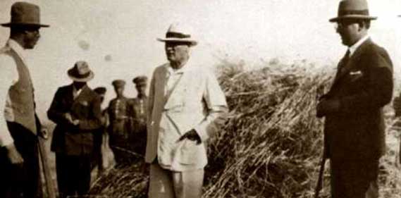 Mustafa Kemal, Atatürk Orman Çiftliği'nde Mustafa Kemal, Atatürk Orman Çiftliği'nde