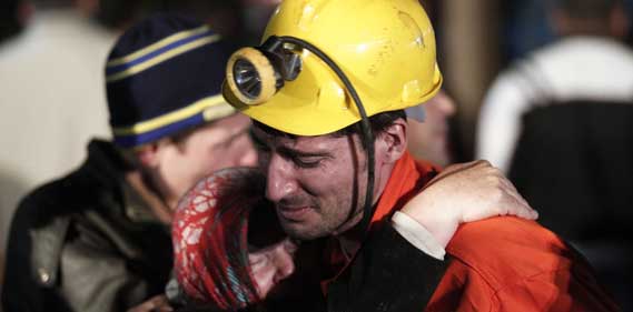 Soma'da 301 işçi hayatını kaybetmişti Soma'da 301 işçi hayatını kaybetmişti