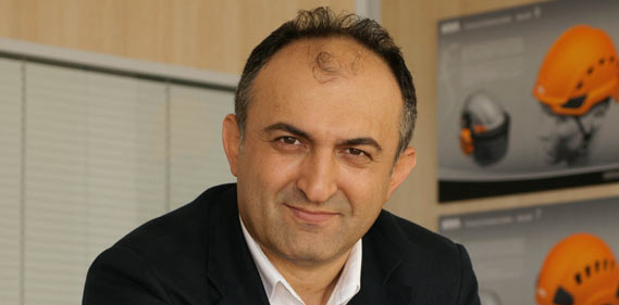Kaya Grubu Yönetim Kurulu Başkanı Kemal Kaya Kaya Grubu Yönetim Kurulu Başkanı Kemal Kaya