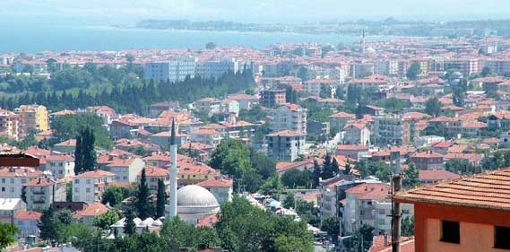 Arap yatırımcı Yalova'ya büyük ilgi gösteriyor Arap yatırımcı Yalova'ya büyük ilgi gösteriyor