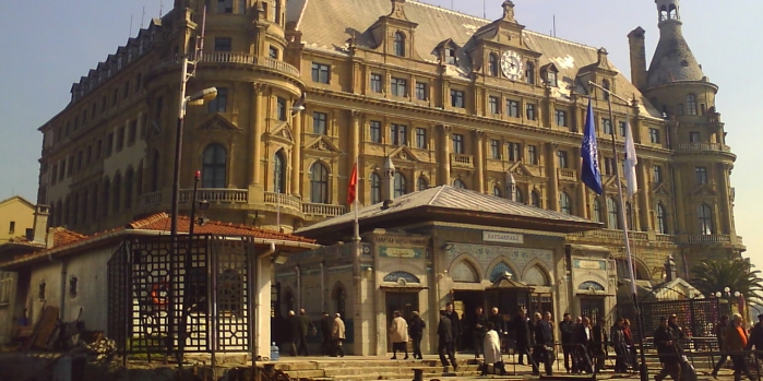 Haydarpaşa'da gözler gar arazisinde