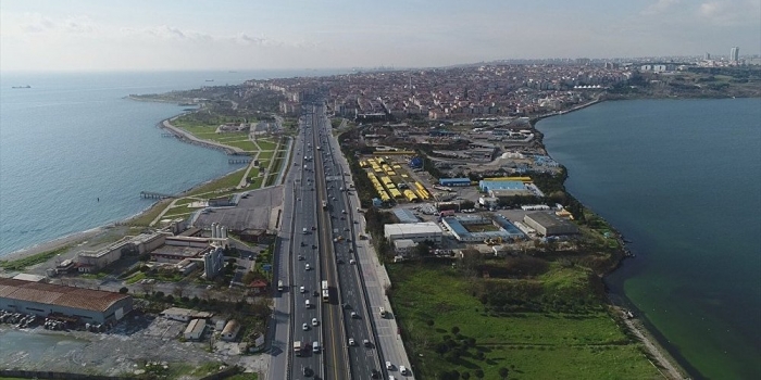 AK Parti'nin seçim beyannamesini mega projeler şekillendirdi
