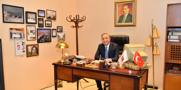 Akfen Holding 41'nci yılını 'Akfenli Yıllar' konseri ile kutladı