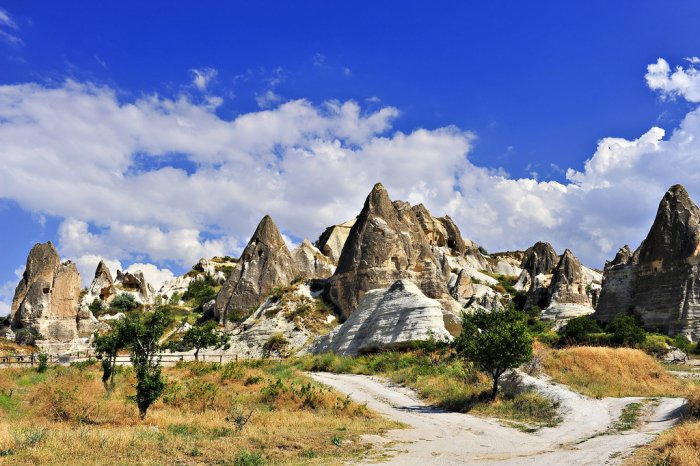 anadolunun-buyuleyici-guzelligi-kapadokya-1445347138-0