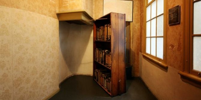 Anne Frank Evi nerede?