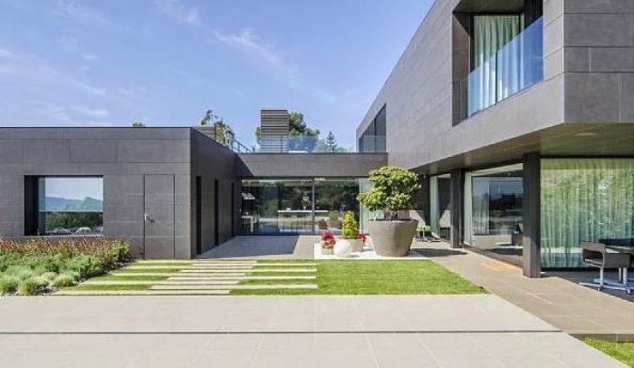 Arda Turan'ın Barcelona'daki evi