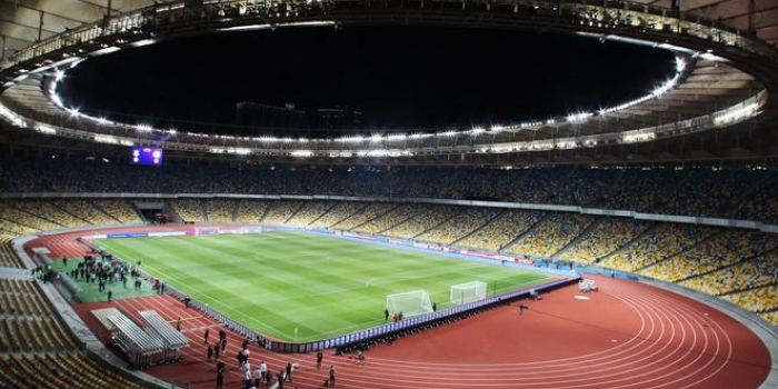 Beşiktaş ve Fenerbahçe'yi Avrupa'da bekleyen statlar