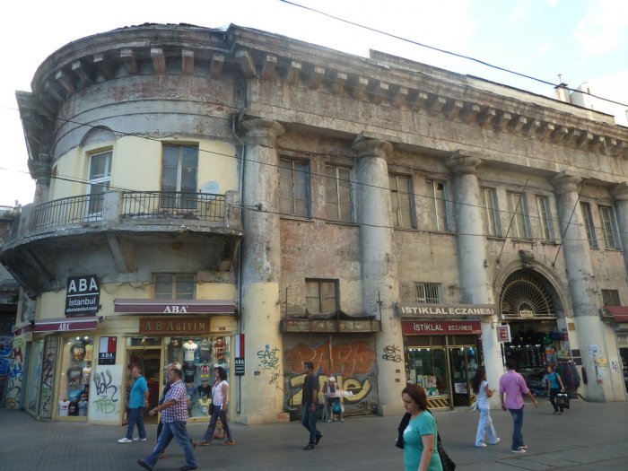 Beyoğlu'nun Tarihi Apartmanları
