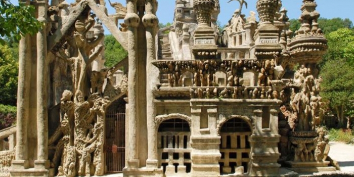 Bir postacının sıra dışı kalesi: Le Palais Ideal
