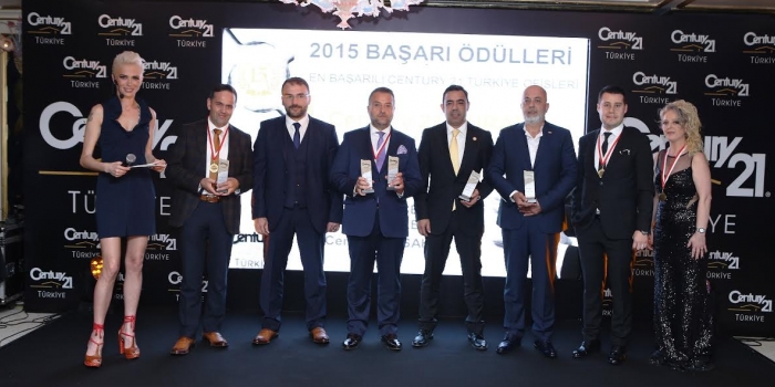 Century 21, 15. yılını kutladı