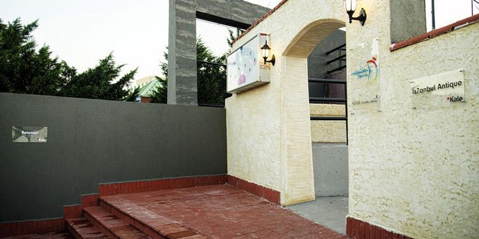 Darüşşafaka Tiyatrosu yenilendi