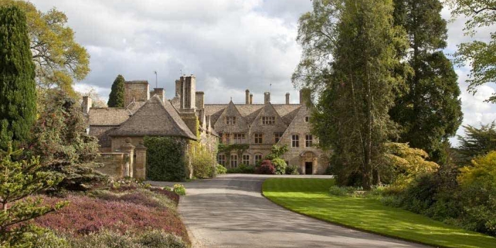 David Beckham İngiltere'den kır evi aldı