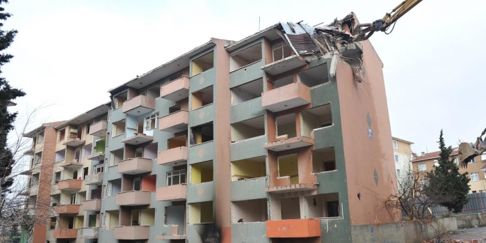 DKY Ada projesinde yıkım başladı