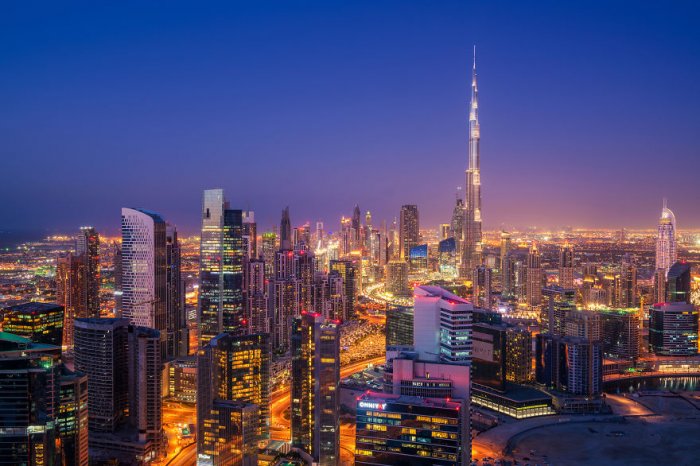 dubai-binalari-geceleri-nasil-gorunur-1458226071-5