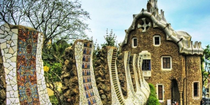 Dünyanın en gösterişli meydanı: Park Güell