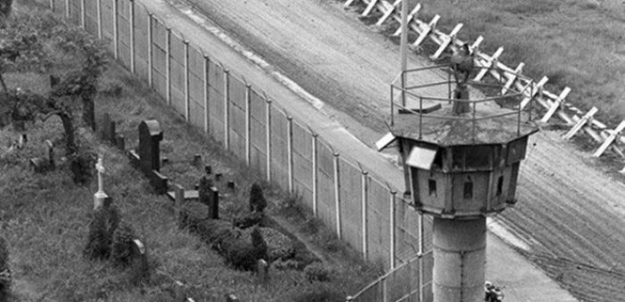 fotograflarla-berlin-duvari-1460983049
