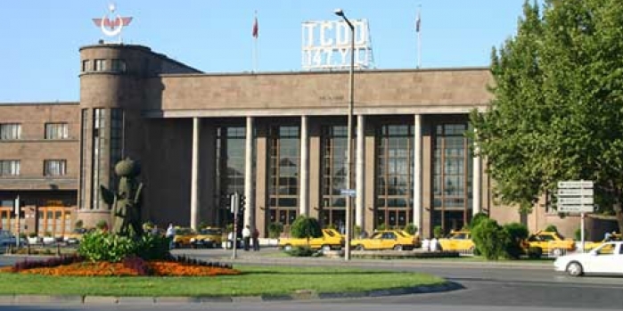 Gözler TCDD'nin gayrimenkullerinde