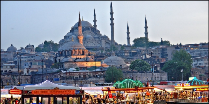 İstanbul'a, Roma modeli dönüşüm