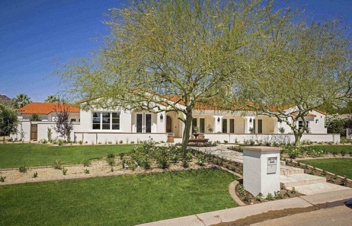 iste-rekortmenin-75-milyon-liralik-evi-1471952379-6