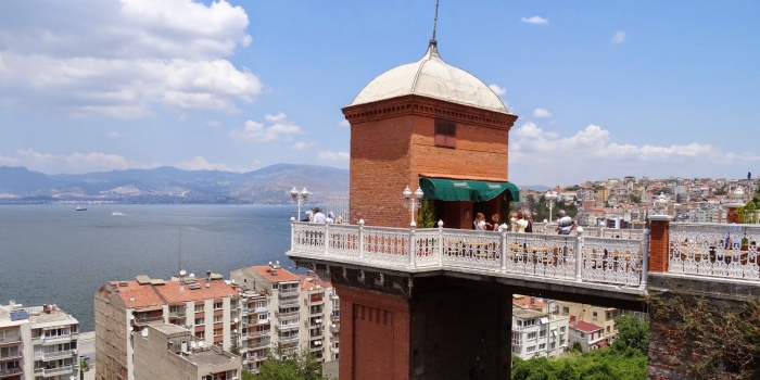 İzmir Tarihi Asansör nerede?