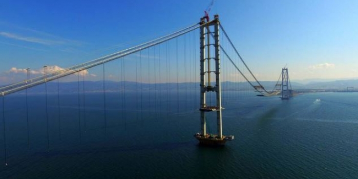 İzmit Körfez Geçiş Köprüsü havadan görüntülendi