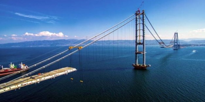 İzmit Körfez Geçiş Köprüsü havadan görüntülendi