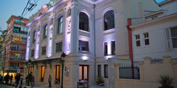 Kadıköy Süreyya Operası nerede?