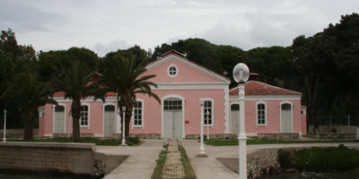 Karantina Adası