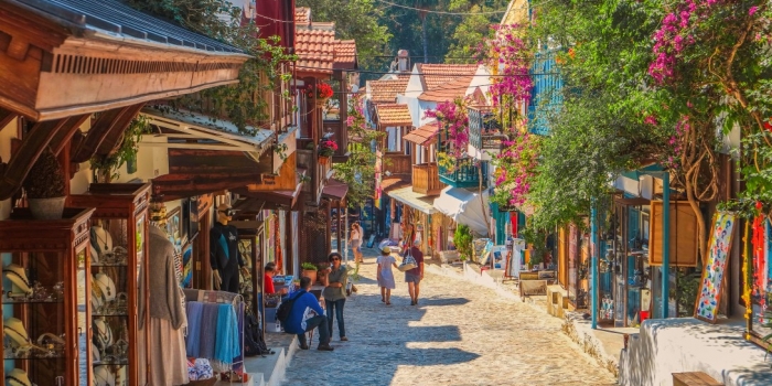Kaş'a nasıl gidilir?