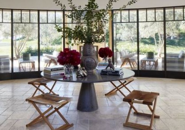kourtney-kardashianin-ruya-gibi-evi-1463492621-2