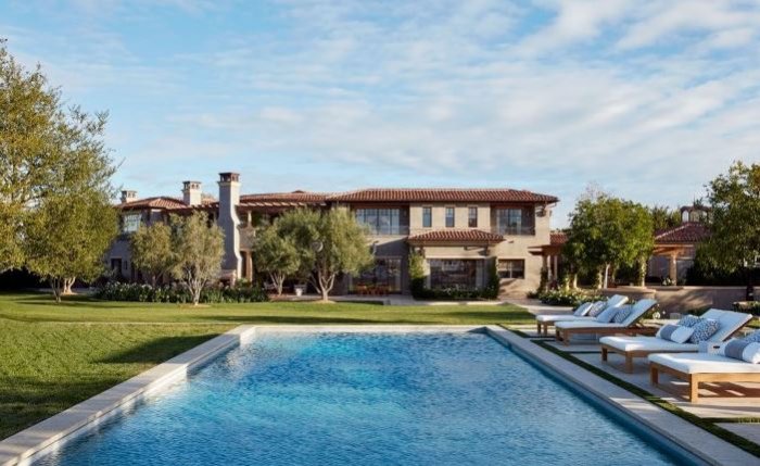 kourtney-kardashianin-ruya-gibi-evi-1463492621