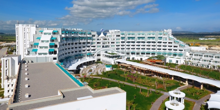 Limak Cyprus Deluxe Hotel kapılarını açtı