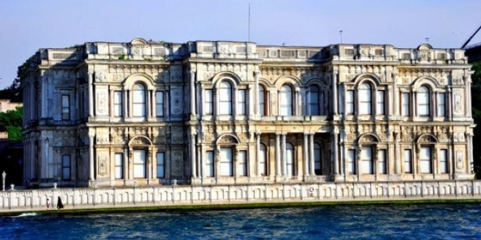 Meraklısı için İstanbul’un sarayları!