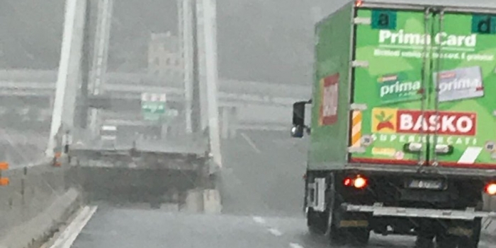 Otoyol çöktü!