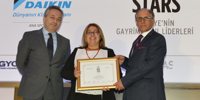 Real Estate Stars'tan Nef'e üç ödül