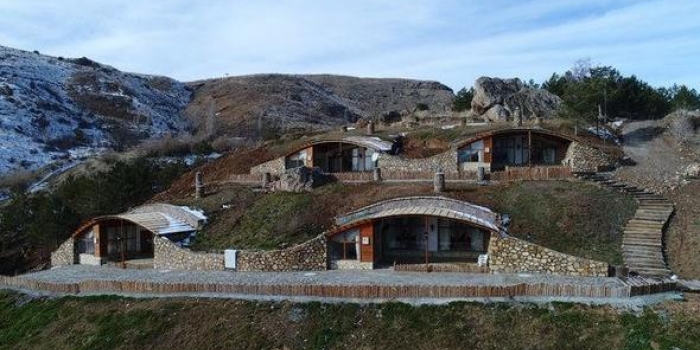 Sivas Hobbit Köyü