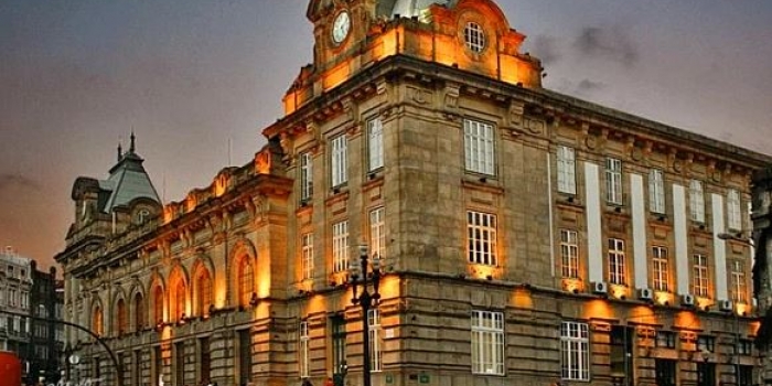 Tarihe ışık tutan tren istasyonları