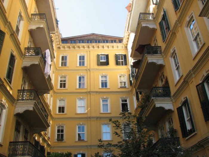 tarihi-dogan-apartmani-1445345452-2
