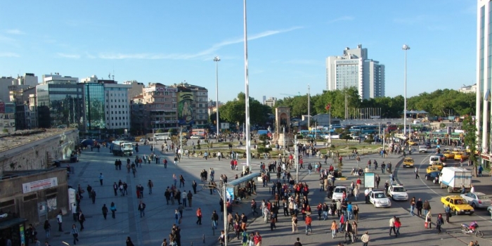 Topbaş tarih verdi: Topçu Kışlası ne zaman yapılacak?