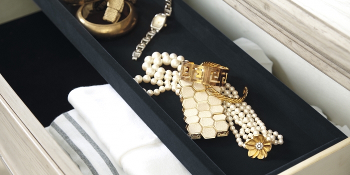 Vintage sevenlere özel Ashley Furniture tasarımları 