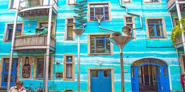 Yağmur Yağdığında Müzik Çalan Bina
