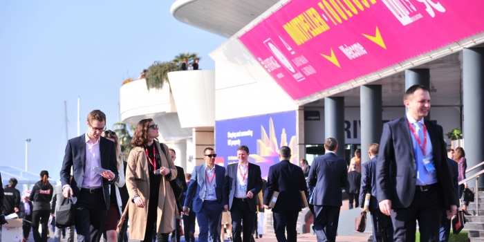 'Yeni İpek Yolu'nun fırsatları MIPIM'de yabancı yatırımcılara anlatılıyor