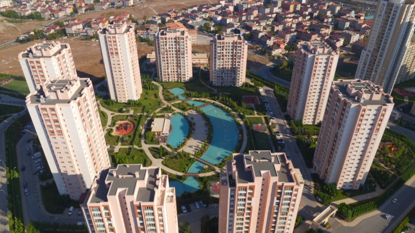 BİZİM EVLER 3